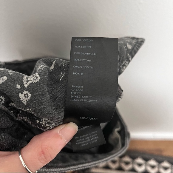 WE THE FREE Button Fly Distressed Black Denim Jean Shorts Size 24 - Picture 7 of 9